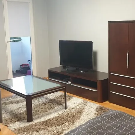 Kaja 52m2 アパート